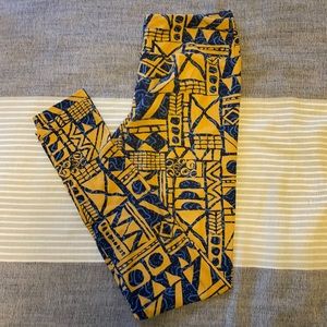 Soft blue and yellow leggings